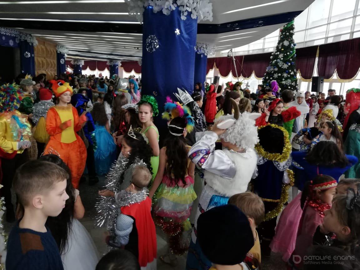 Наши ученики приняли участие в праздновании Нового Года организованной Акимом города Алматы