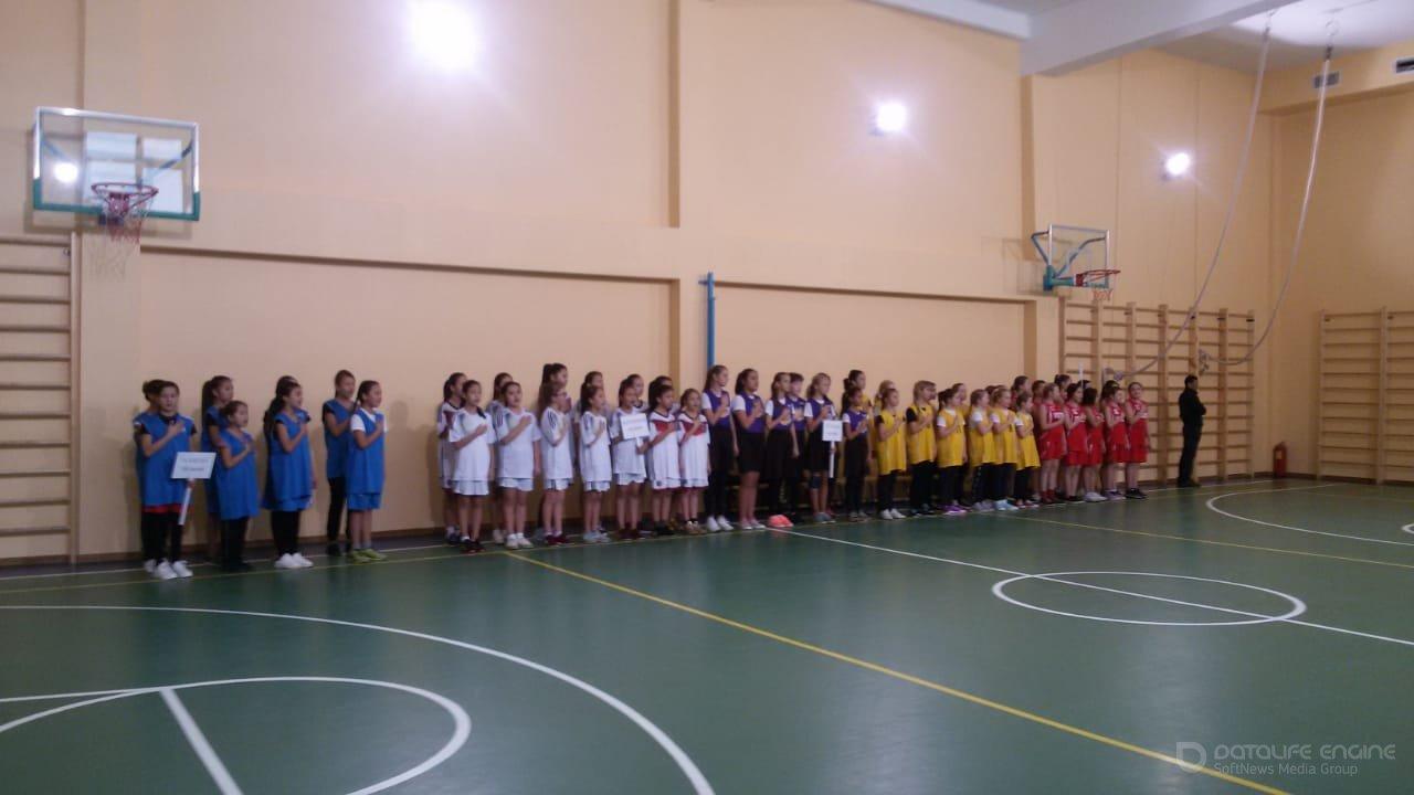Участники городских соревнований по баскетболу Алтын доп. Ученицы 7 класса