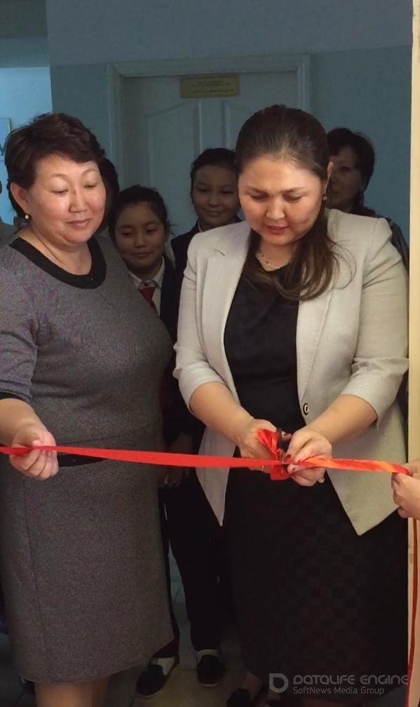 Торжественное открытие нового кабинета по казахскому языку