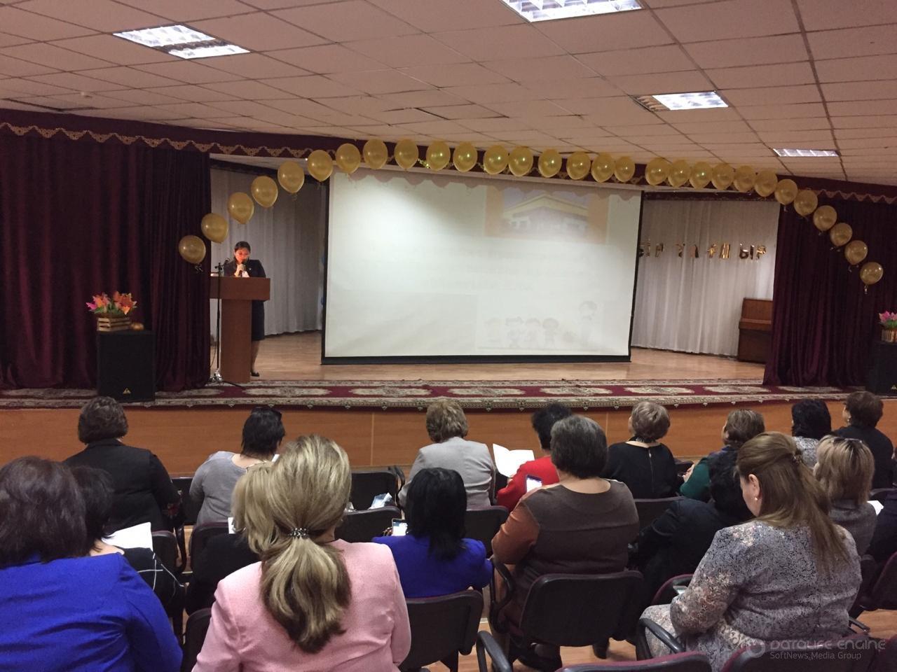 Районный семинар для директоров школ Турксибского areaа на тему "Формирование нравственных установок учащихся на основе ценностей "М&#1241;&#1187;гілік ел"