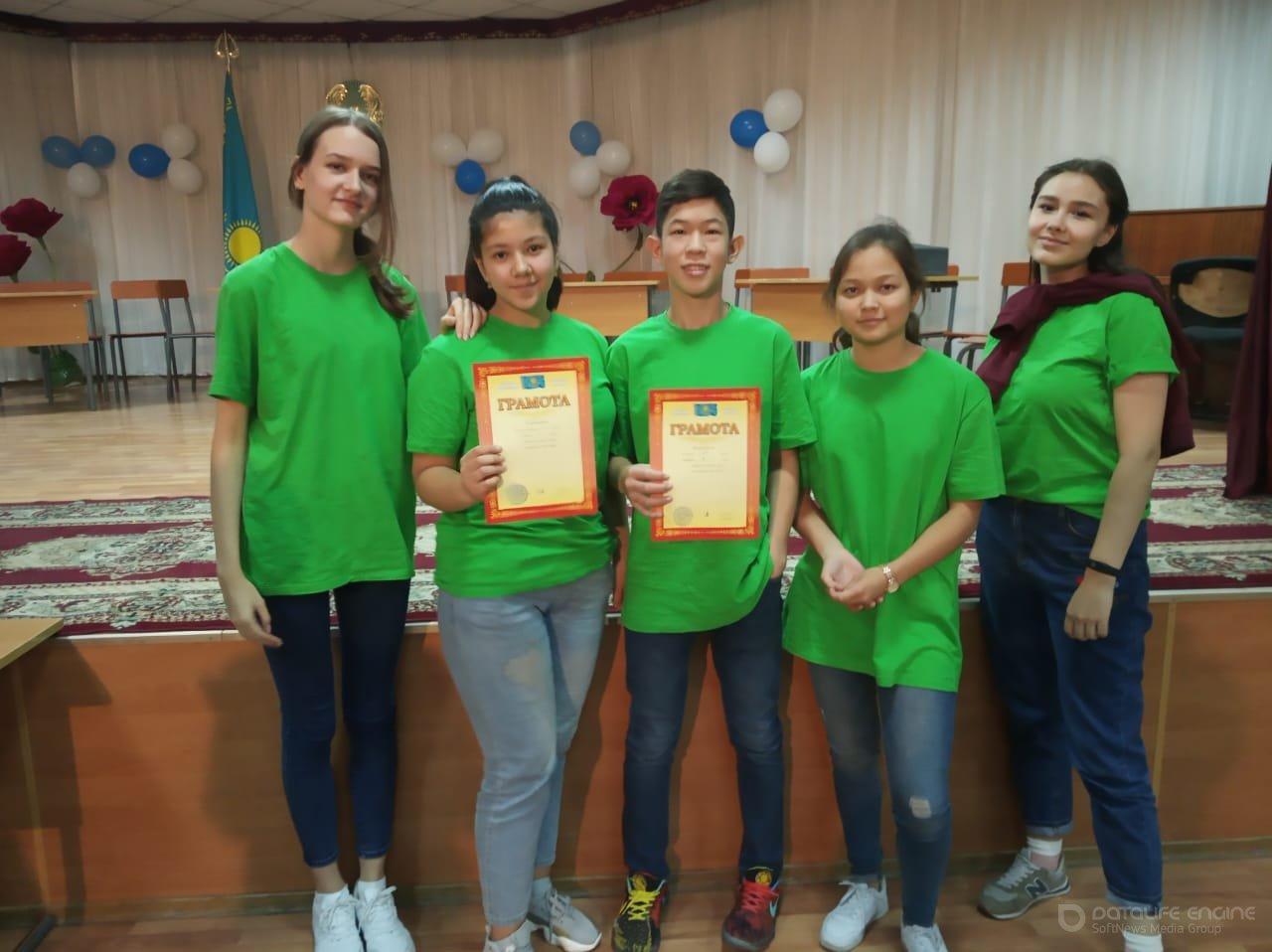 Брейн-ринг между учащимися 10 классов 16 школ Турксибского района посвящённый Дню Города
