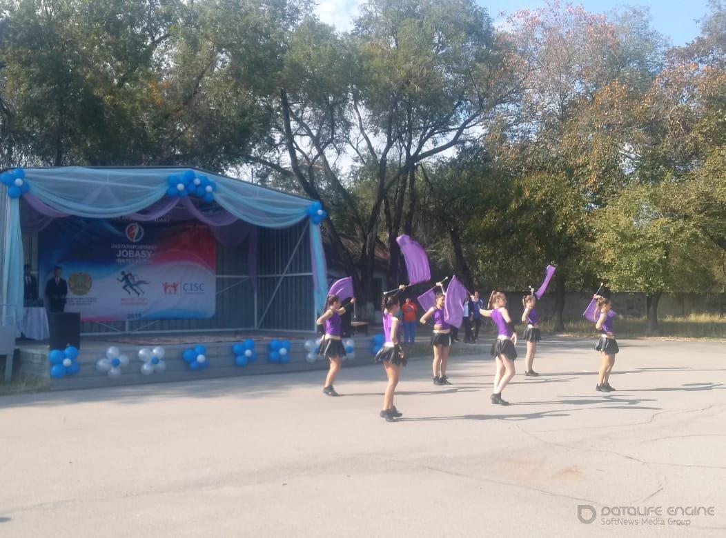 Торжественное открытие Jastar Sport Fest в школе - гимназии 44, для спортивных школьников г. Алматы
