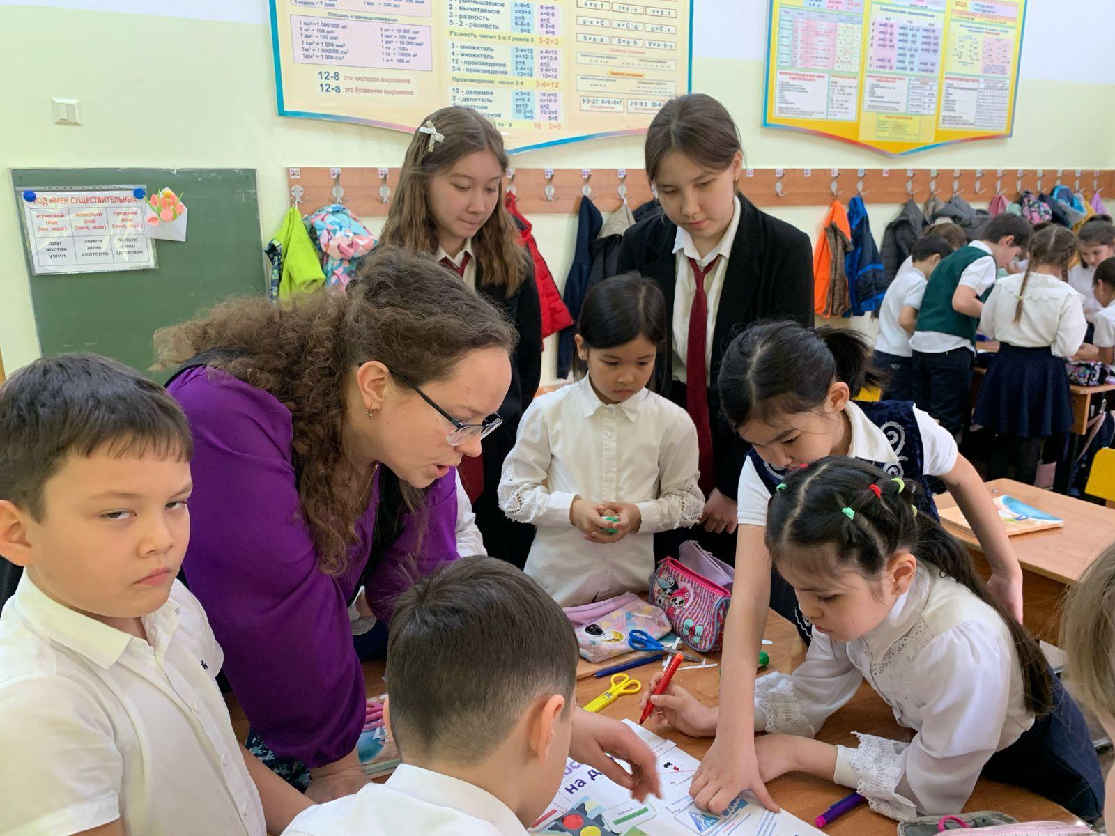 Классный час на тему "Друзья, соблюдаем ПДД!"